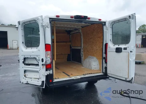 2021 Ram Promaster 1500 Low Roof 136 Wb из США, поврежденный, VIN 3C6LRVAG4ME577842